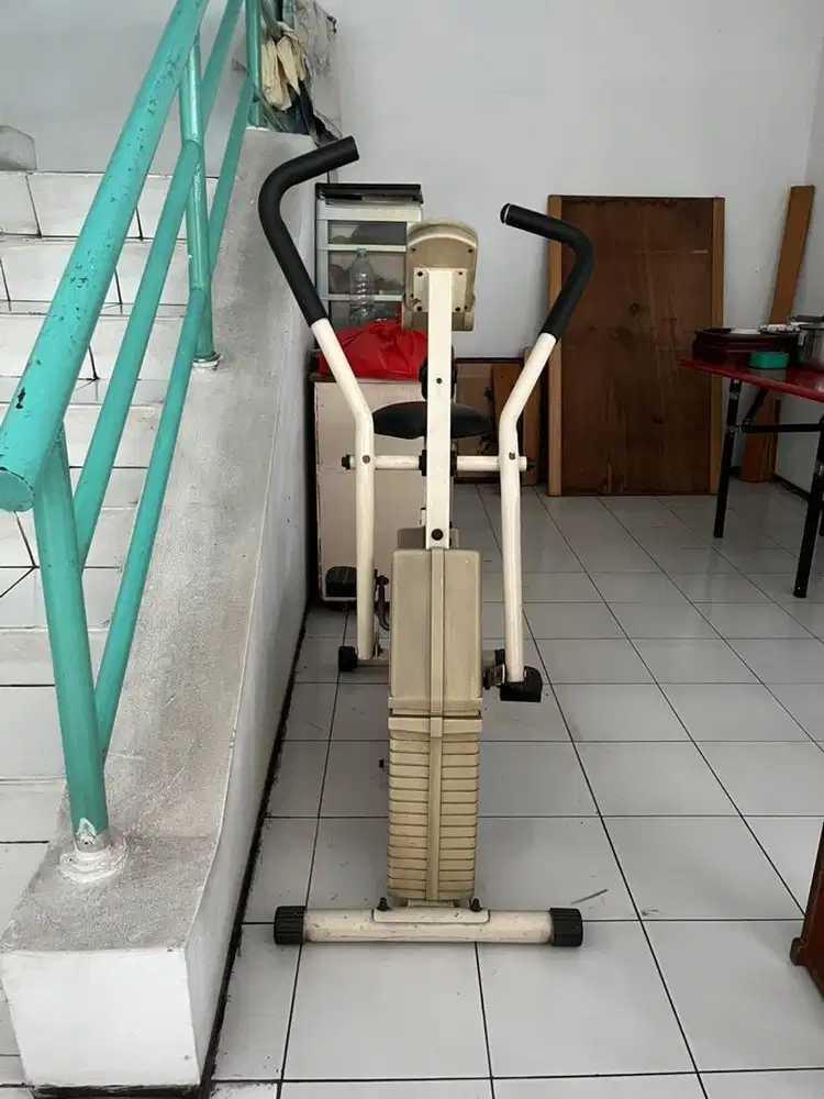Sepeda statis | sepeda fitness | sepeda olahraga | sepeda gym