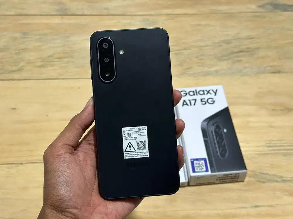 Samsung a17 5G 8/256 bisa tt