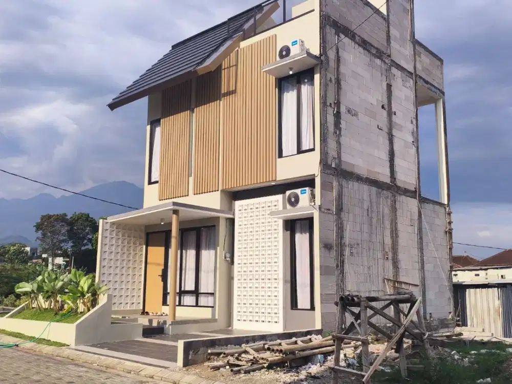 Villa Kota Batu Dekat Pasar Induk dan Alun Alun Batu Full Furnished