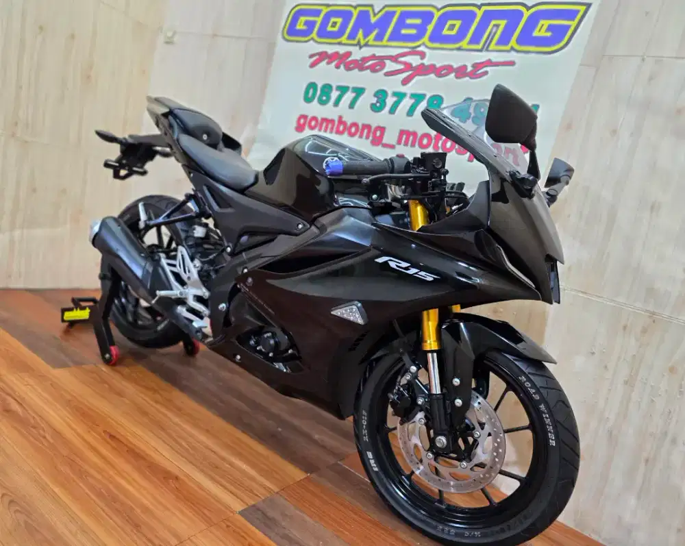 YAMAHA R15 V4 2023