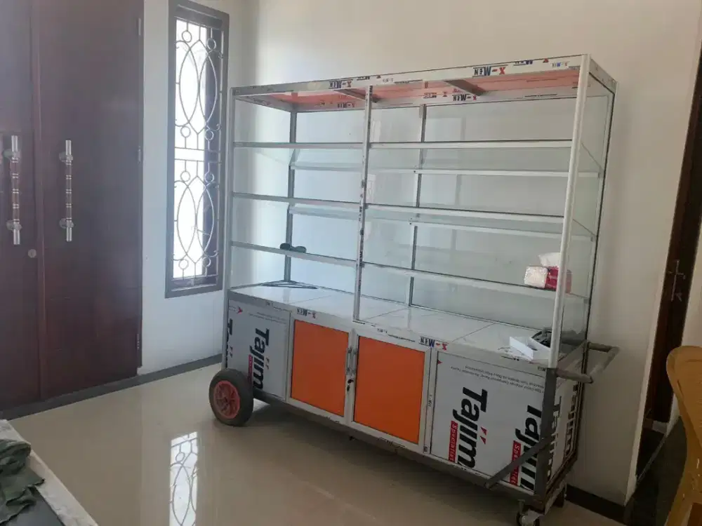 DIJUAL ETALASE KUE KERING DAN BASAH