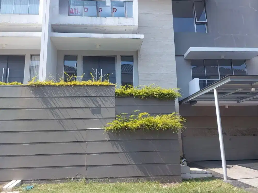 Dijual rumah Golf Island PIK 12x20 MAPLE