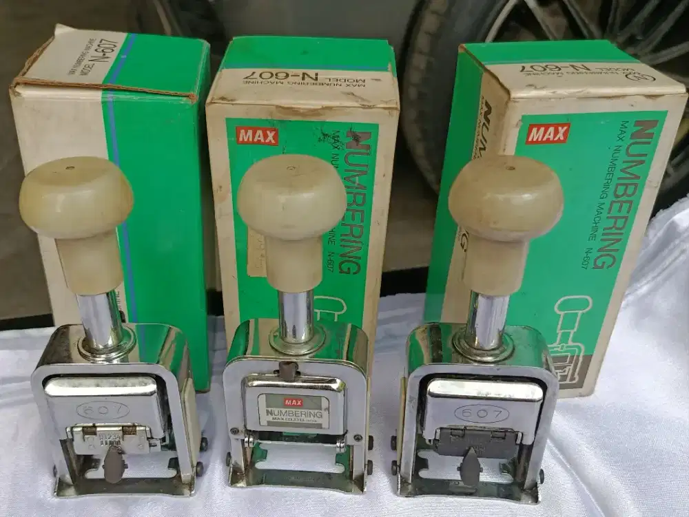 MAX NUMBERING MACHINE