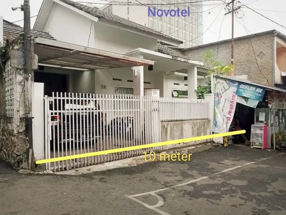 JARANG ADA RUMAH DENGAN LOKASI STRATEGIS DI CIHAMPELAS KOTA BANDUNG