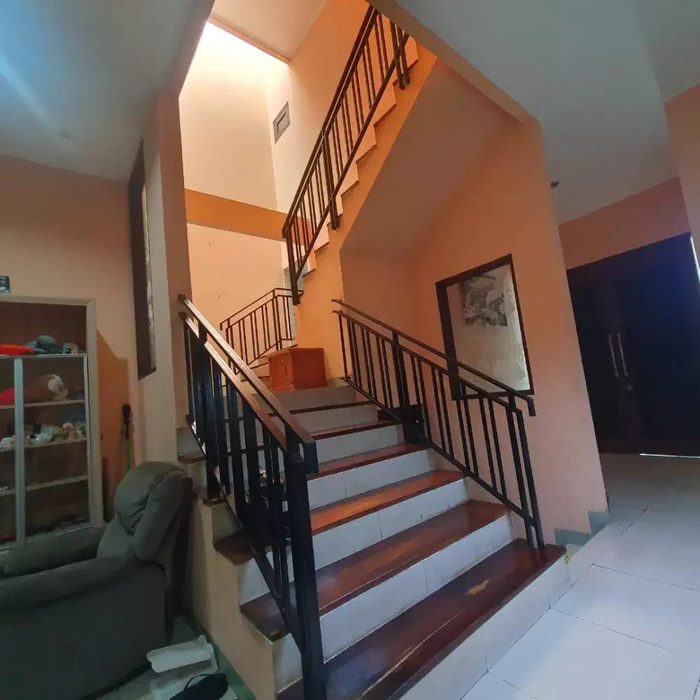 Rumah strategis di kelapa gading