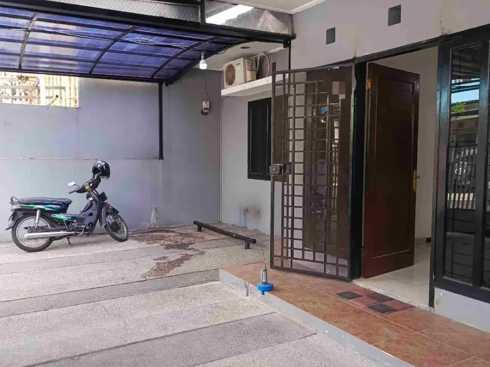 Disewa Rumah bagus Taman Kopo Indah 3 Bandung