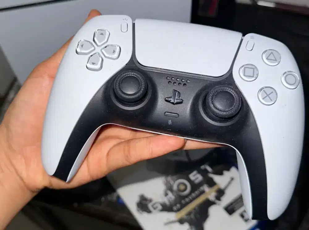PS 5 Dualsense controller