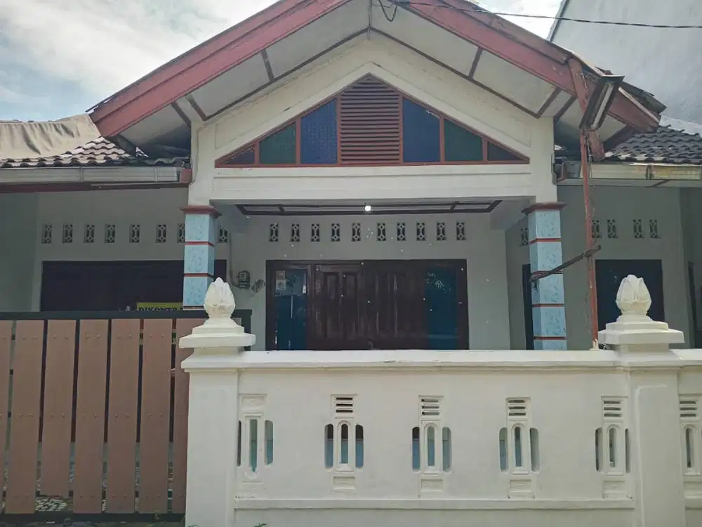 Disewakan Rumah Strategis, Nyaman, dan Cocok Untuk Keluarga