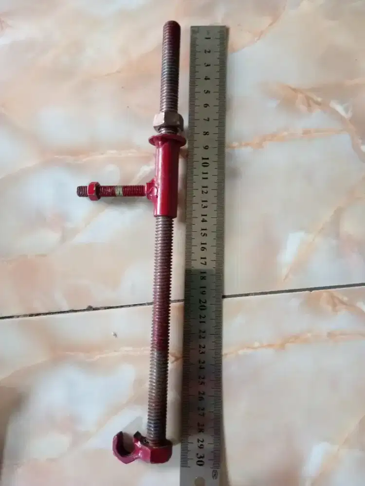 Treker Alat buka per shockbreaker