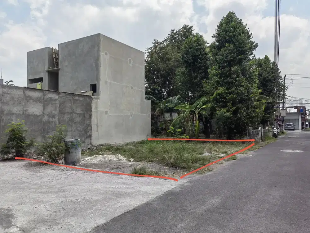 Tanah Berbah di Jual