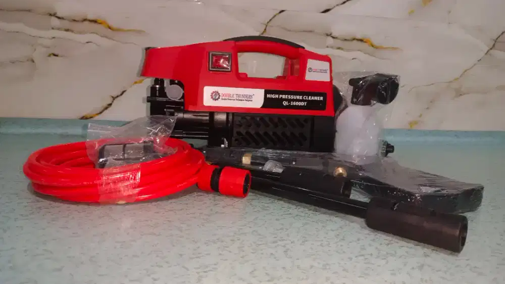 Mesin Cuci Bertekanan Tinggi (Jet Cleaner)