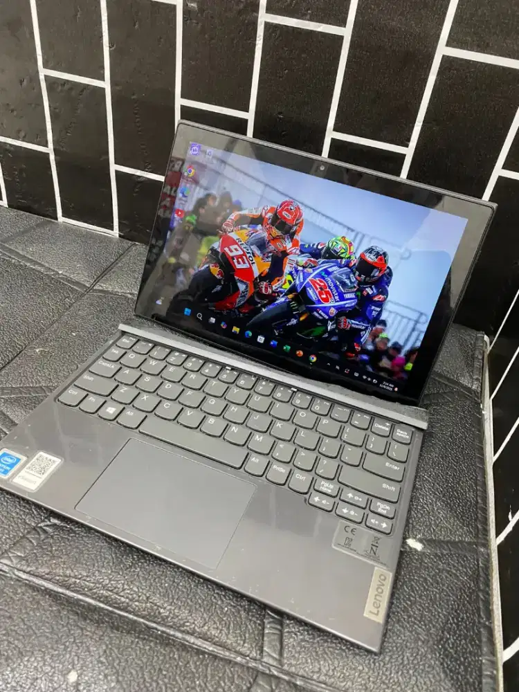 Lenovo Ideapad Duet 3 10lGl5 (Touchreen)