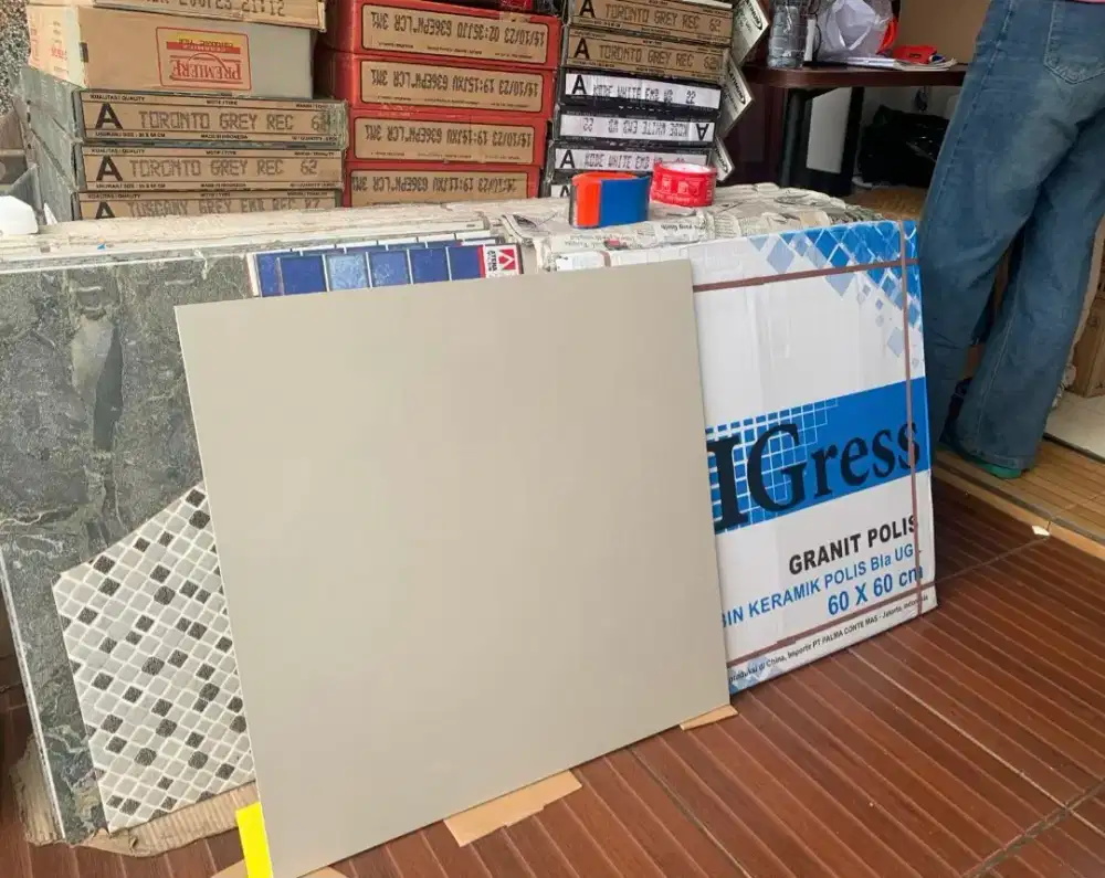 Granit cream polos 60 x 60