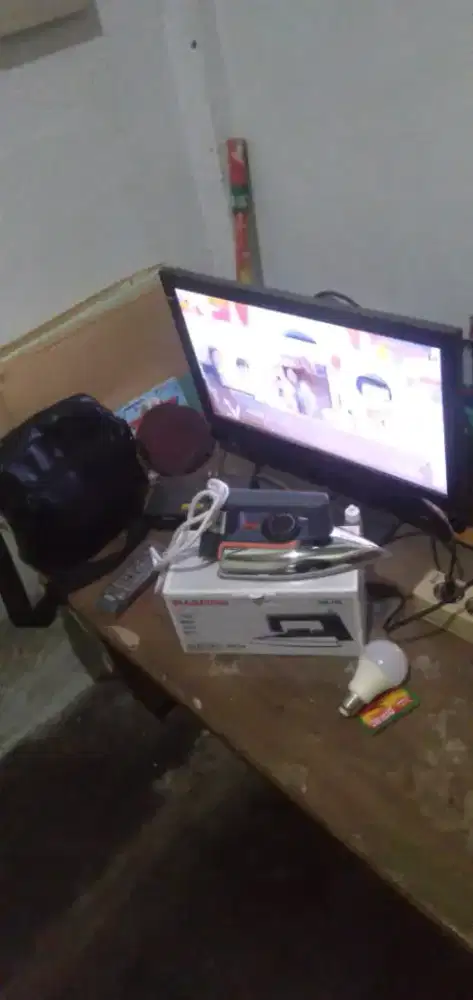 Di jual semua merek dan model setrika Miyako,Maspion,cosmost,Philip