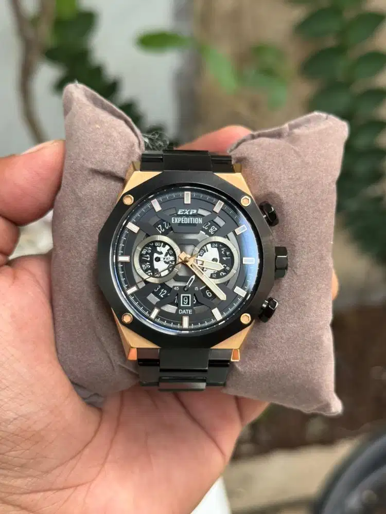 Jam tangan bekas expedition chronograph like new