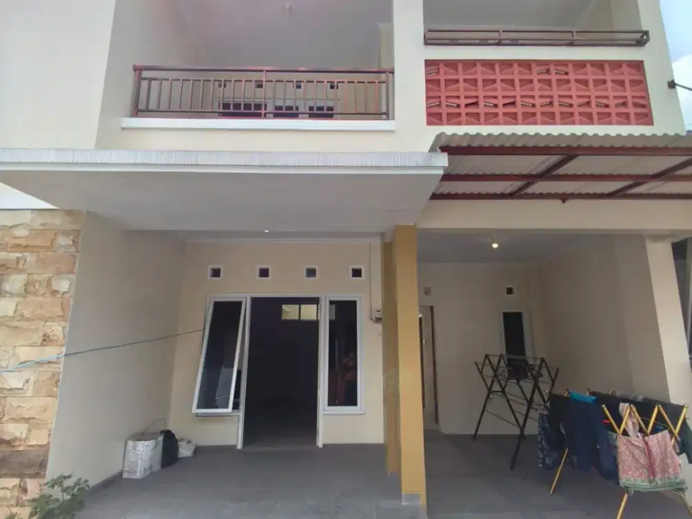 Rumah 2 lantai Jogja, Condong Catur Dekat UGM JIH, UPN