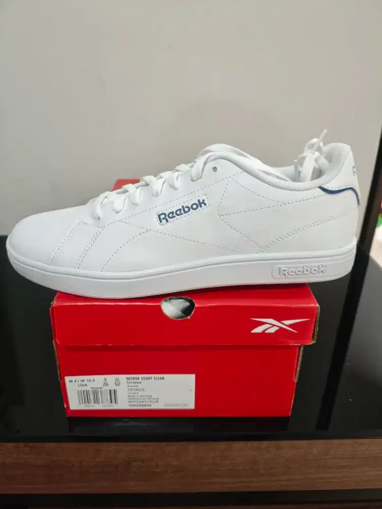 Sepatu Tennis Reebok Clean Court sz 42