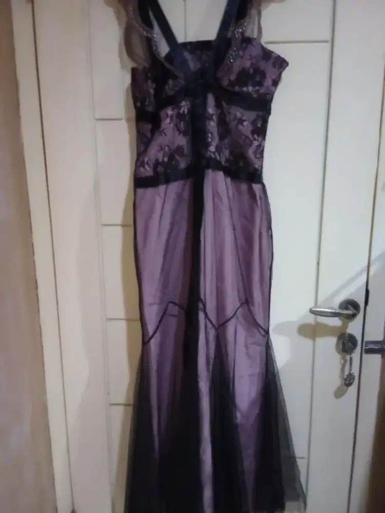 Gaun pesta wanita warna ungu long dress