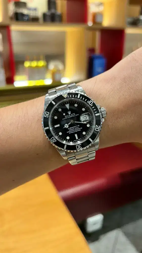 Rolex Submariner 16610 SEL solid end links