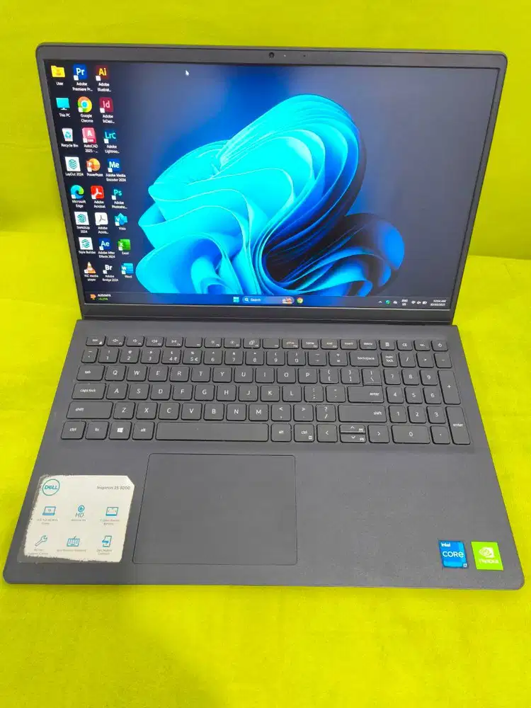 LAPTOP DELL INSPIRON 15 3511 CORE i7-1165G7 i7 GRAFIK NVIDIA MX350