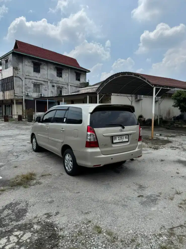 Kijang Innova  2013