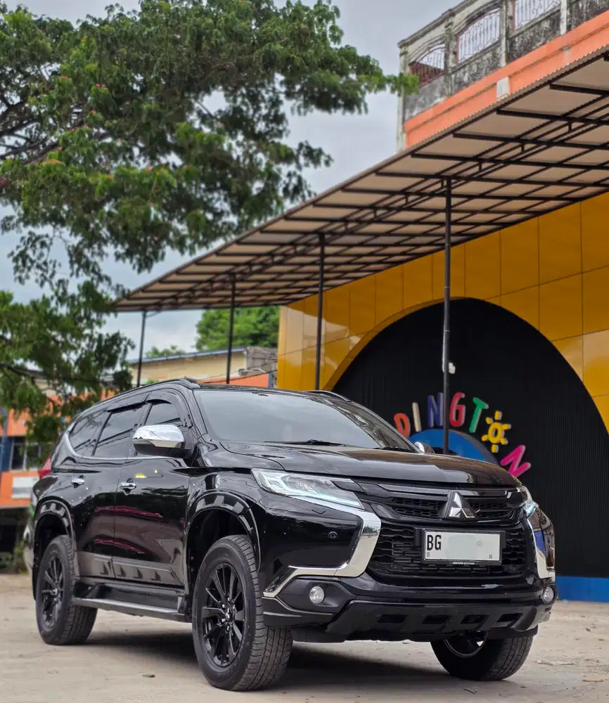 Pajero Sport 2.4 Dakar Rockford Fosgate Black Edition AT 2019