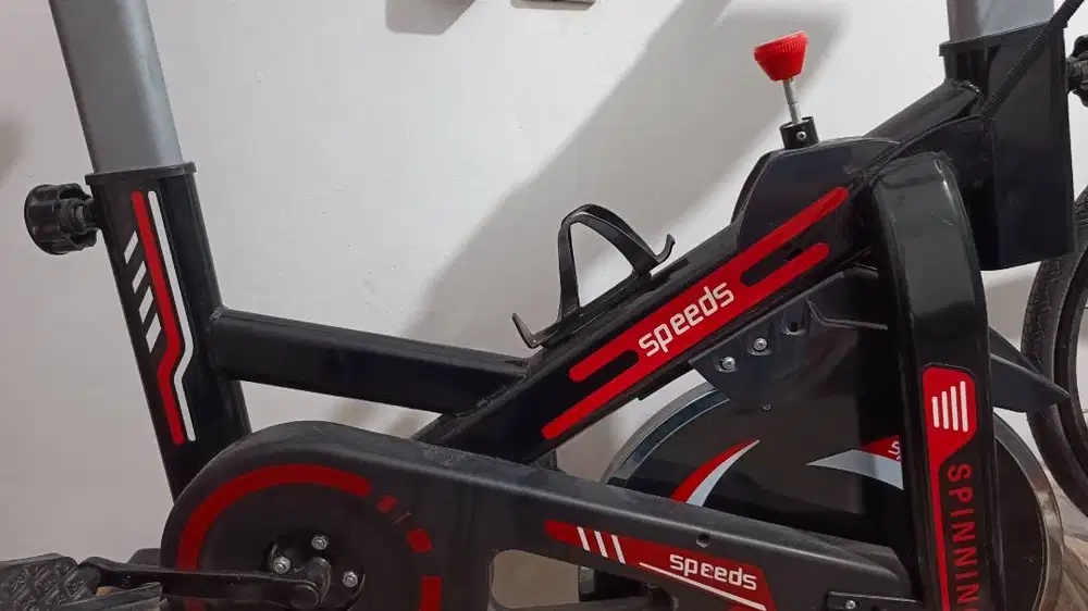 sepeda statis speeds latihan cardio