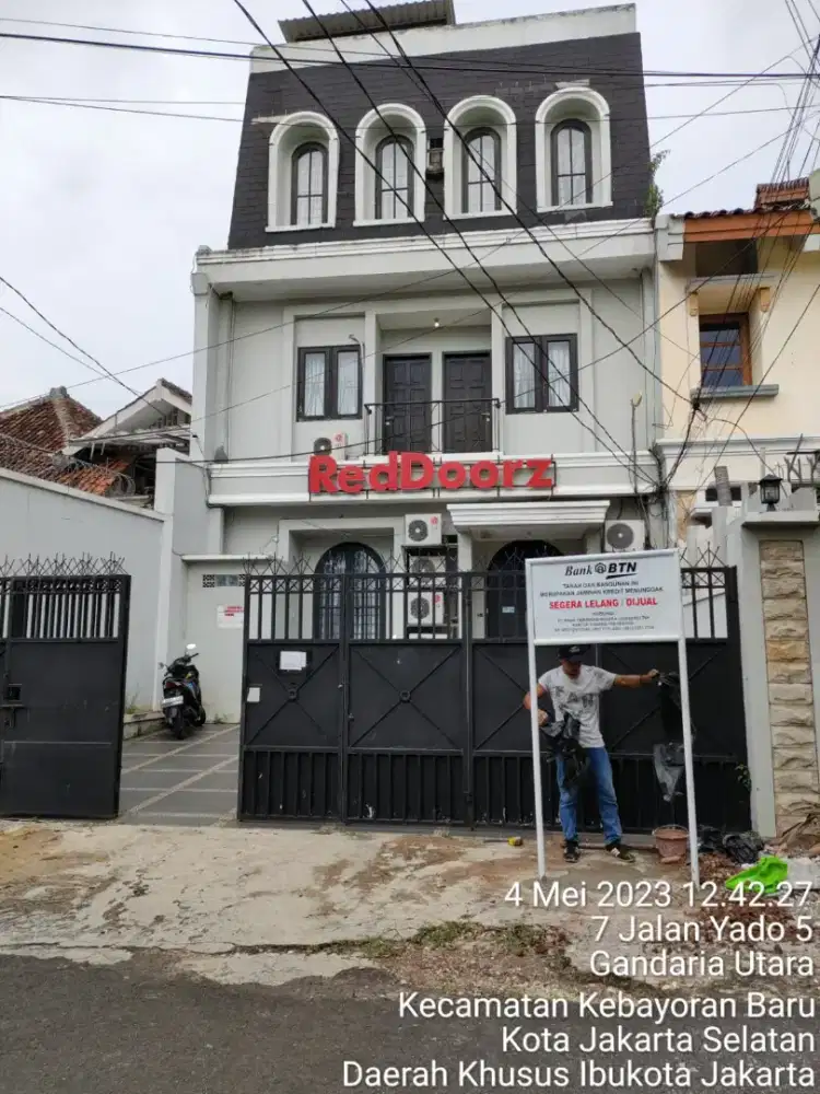 Rumah Kosan Radio Dalam