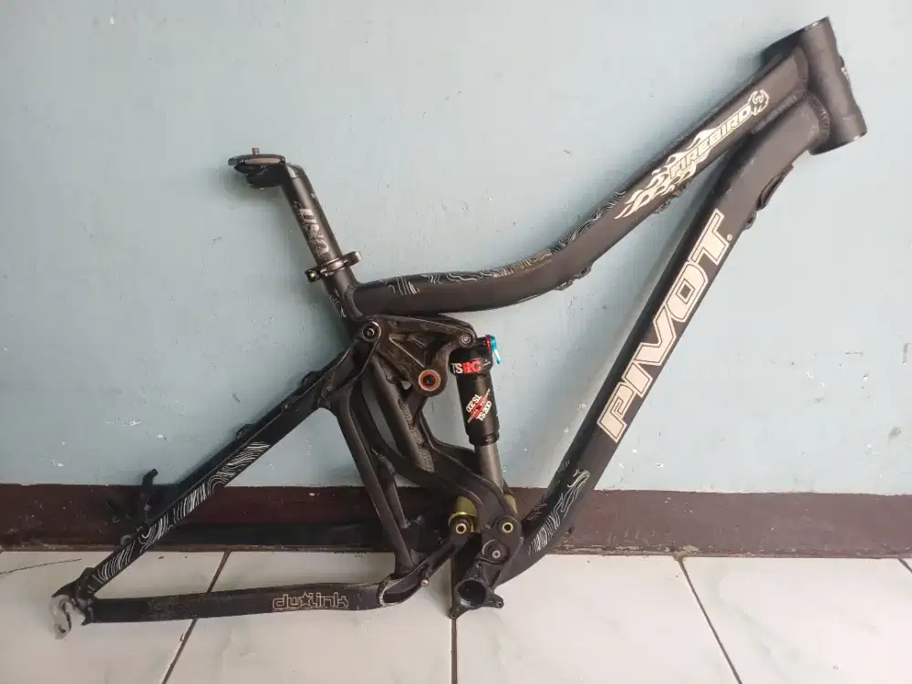 Frame Pivot Firebird ring 26 size S16 inci T167