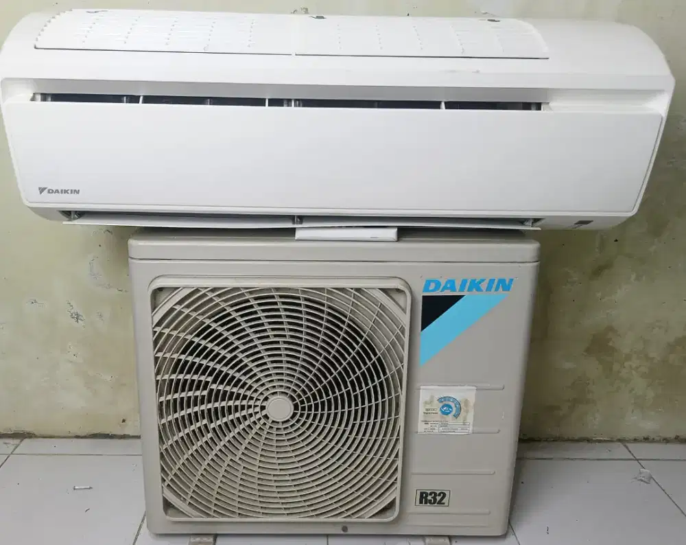 AC 1/2 pk merk daikin