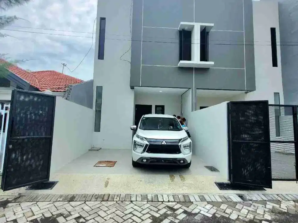 jual rmh baru 2Lt minimalis karang asem 7menit ke UNAIR dll