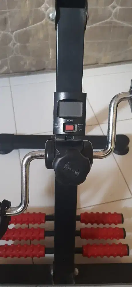 Dijual sepeda statis terapi pasca stroke merk Total Fitnes