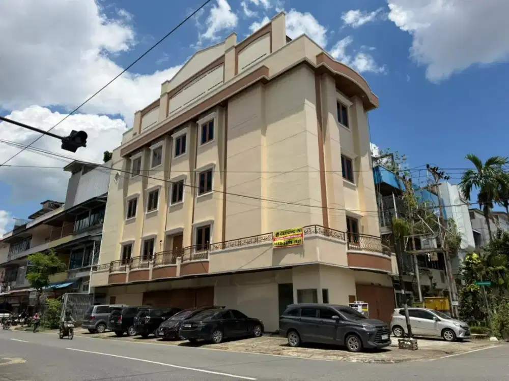 Gedung Usaha / Ruko disewakan Jl. Sisingamangaraja