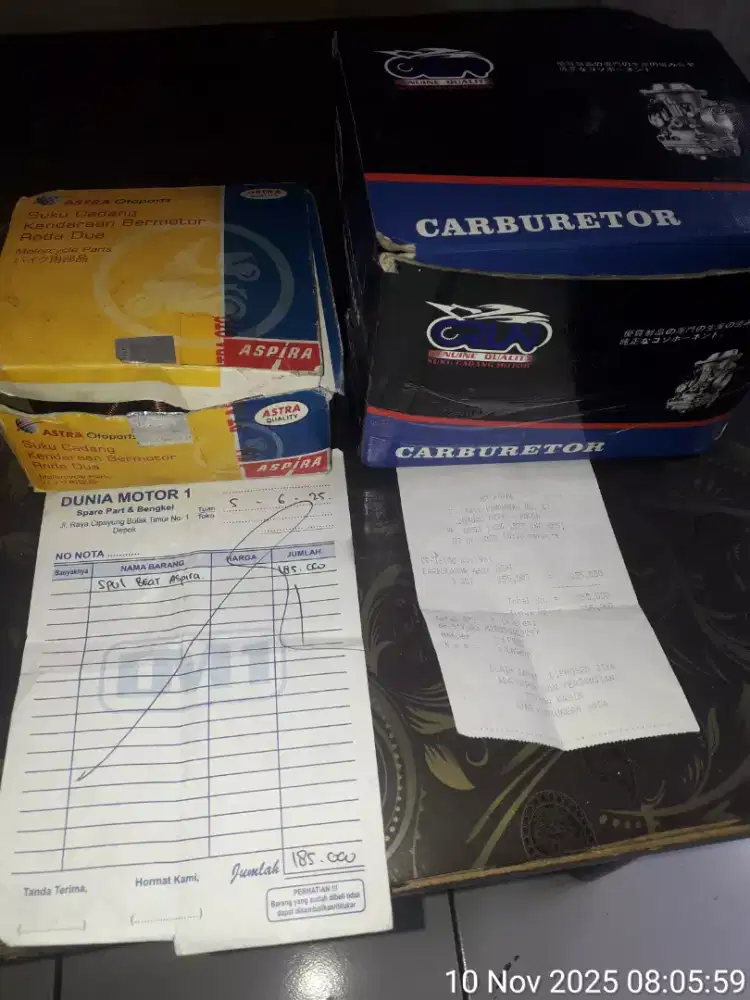 Di jual, karburator dan spull.