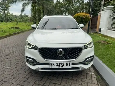 Dijual Mobil MG HS IGNITE thn 2022 pemakaian 2023