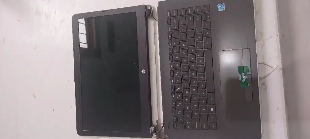 Jual Cepat Laptop HP 14 BS075TU Minus