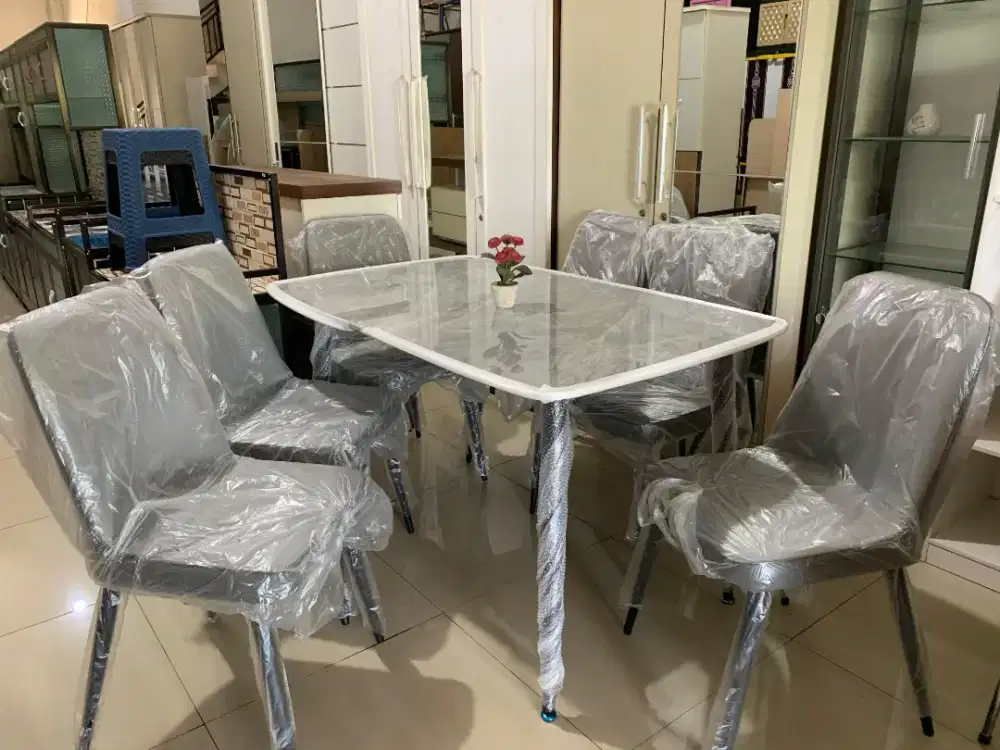 Meja makan K6 marmer abu