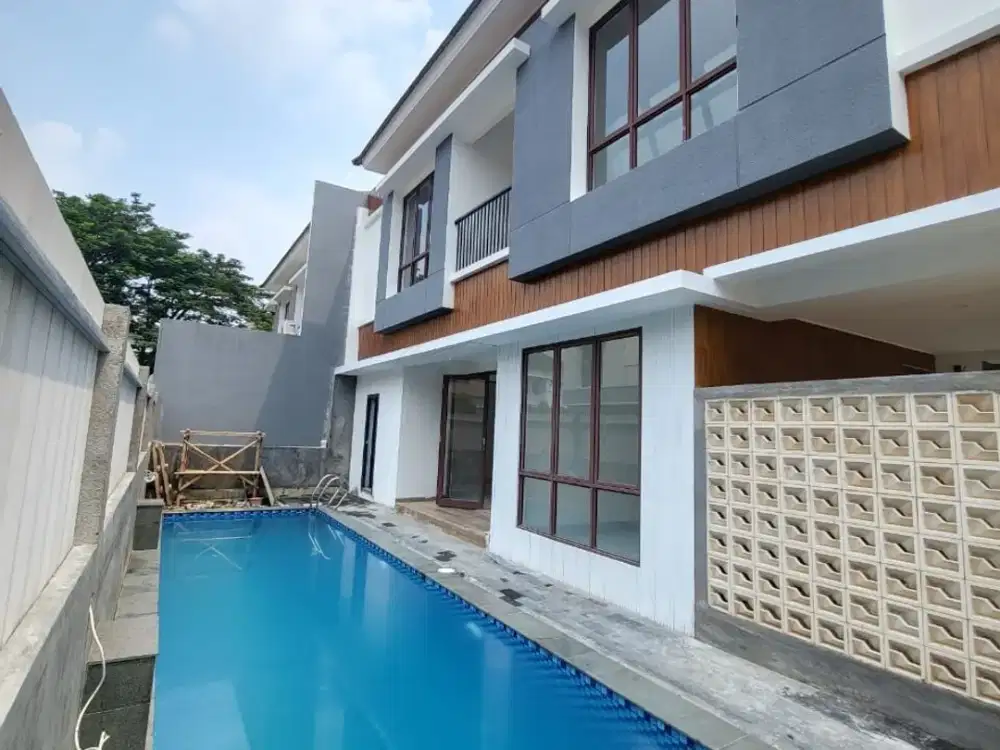 BEST PRICE Rumah dg Swimming Pool di Discovery Bintaro SC-16225