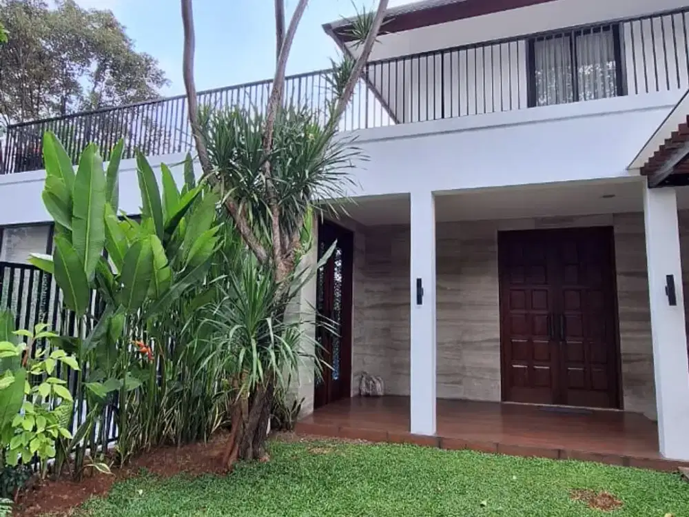Rumah Mewah dengan Swim pool di Jakarta Selatan - PR 14728