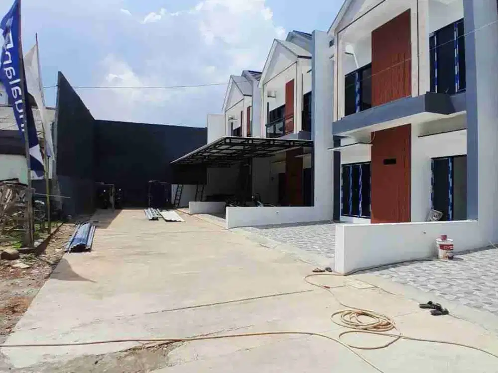 CLUSTER BARU 2 LANTAI READY STOCK EKSLUSIF 8 UNIT,AKSES PINTU MASUK MABES HANKAM JAKARTA TIMUR