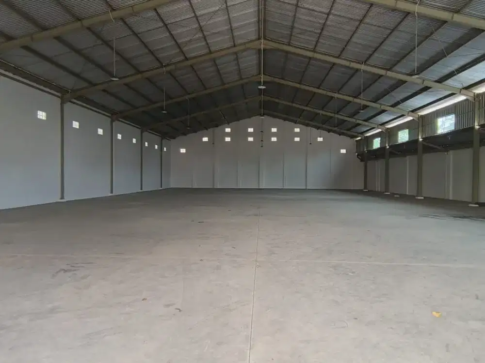 Disewakan Gudang Baru Akses Trailer Tronton Jalan Nasional Purwokerto