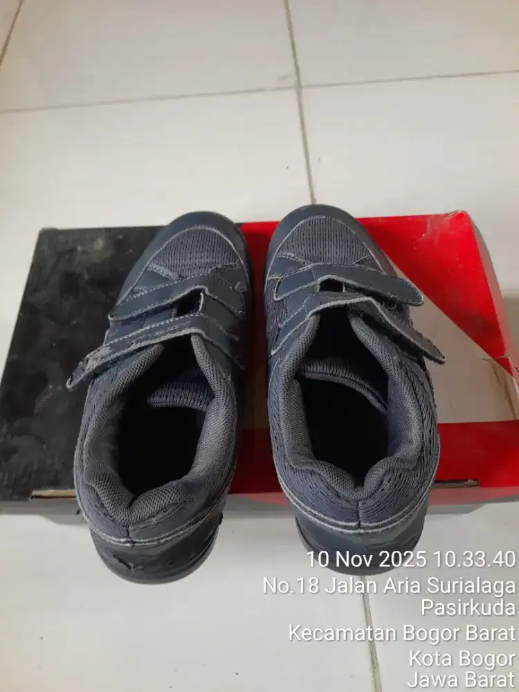 Sepatu Anak Airwalk uk 35 Biru