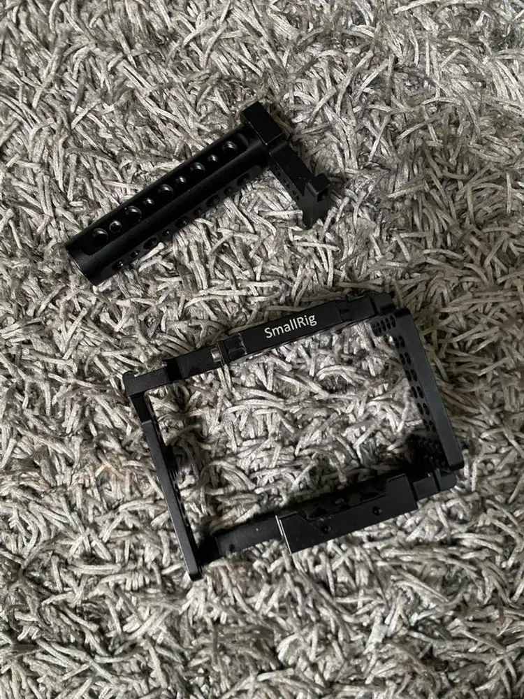 SmallRig Cage 1660 - Sony A7 & top Handle 1638c