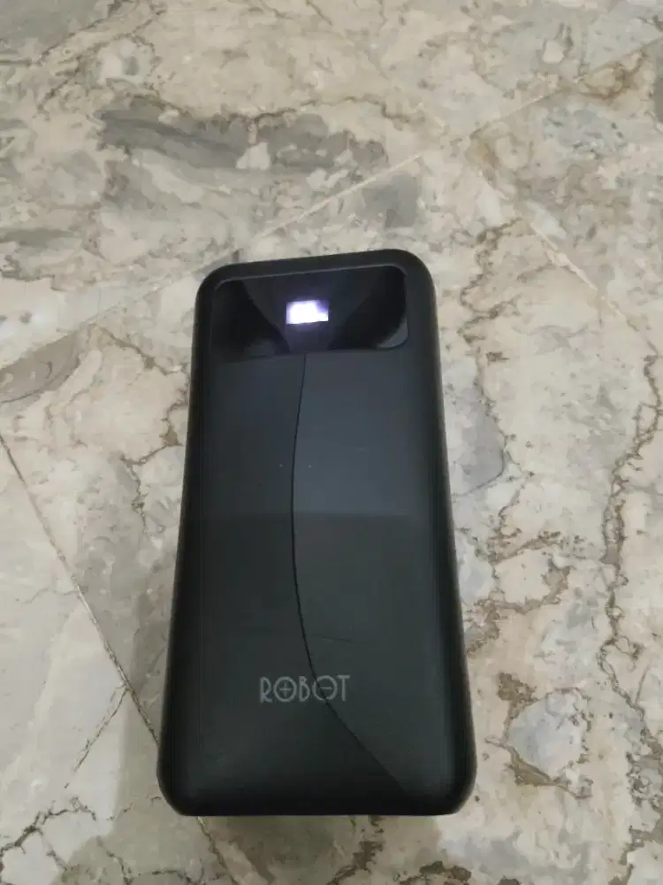 Powerbank Robot (rusak, casing masih utuh) – untuk sparepart