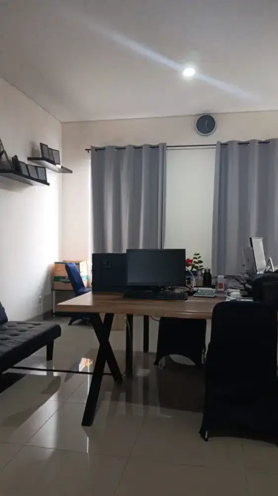 Dibutuhkan editor dan videograhper untuk online shop  tiktok