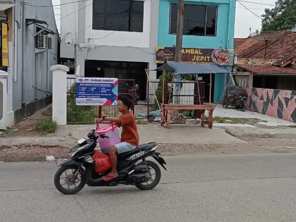 RUKO 3 LANTAI + 1 ROOFTOP, CILAMAYA WETANG, KERAWANG.