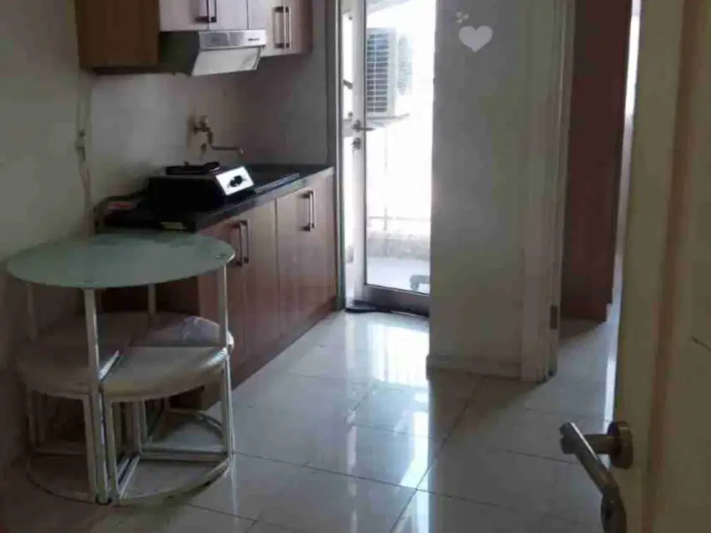 Apartemen green lake sunter 2 kamar furnsih standar harga murah