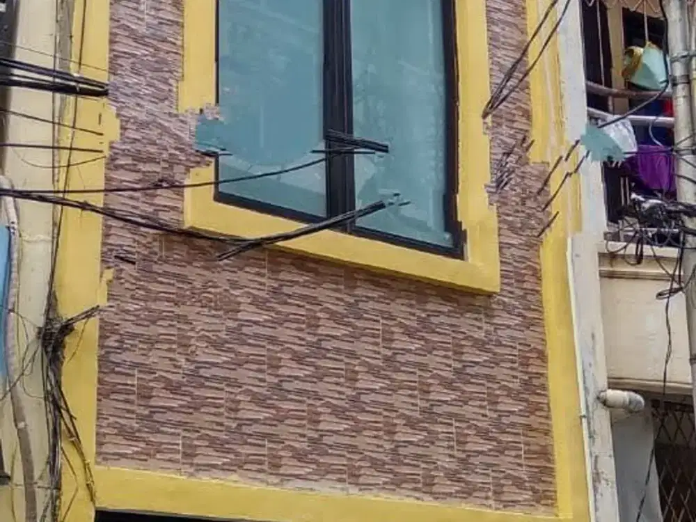 RUMAH MINIMALIS PADEMANGAN AKSES JALAN 1,5 MOBIL SHM 3LT JAKARTA UTARA