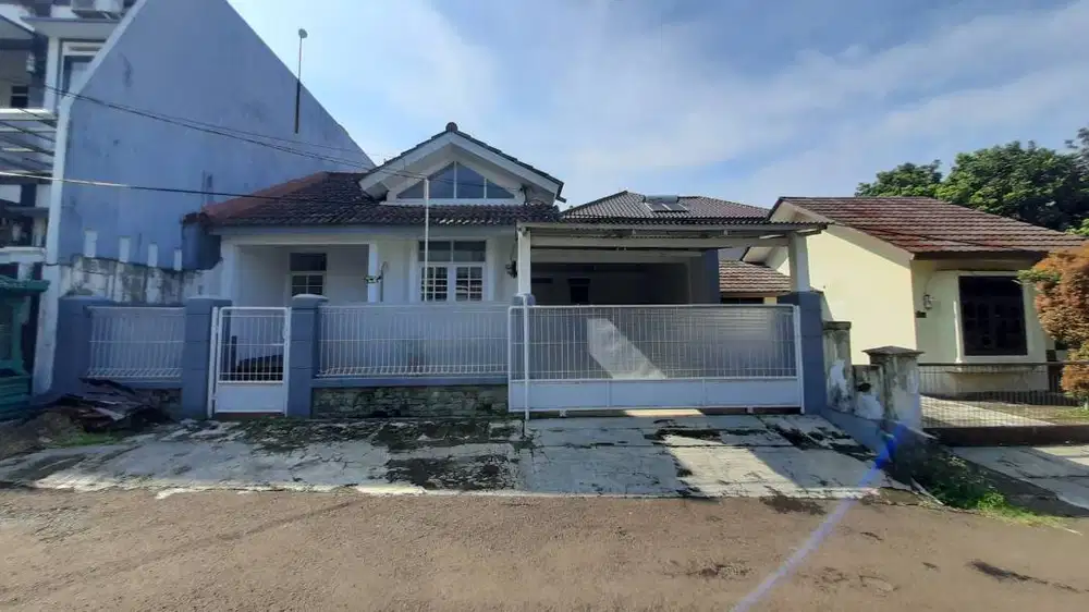 Disewakan rumah di indraprasta kota Bogor kontrakan murah strategis