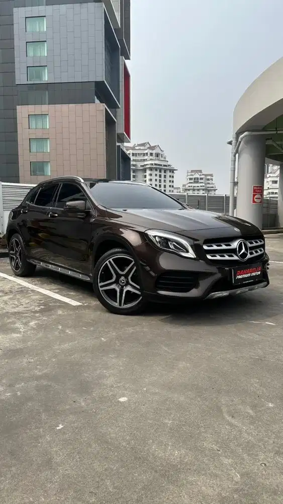 Mercedes Benz GLA200 Sport AMG 2018